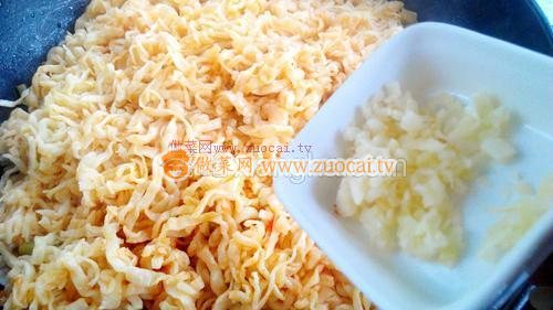 山西面食豆角燜面的做法