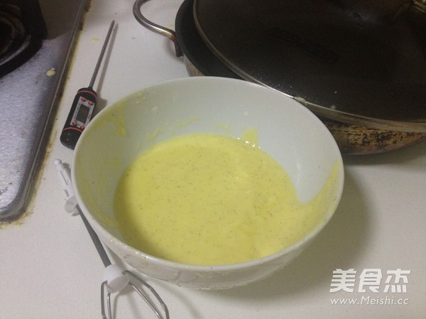 經(jīng)典香草冰淇淋的做法