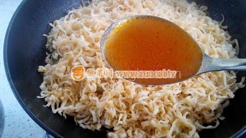 山西面食豆角燜面的做法