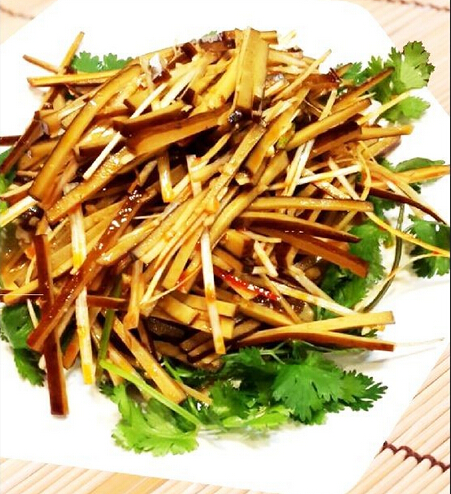 涼拌板橋豆干絲怎么做？
