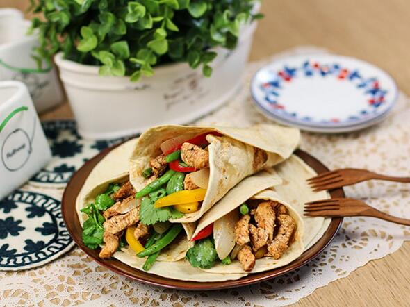 新鮮蔬菜雞肉卷餅怎么做？