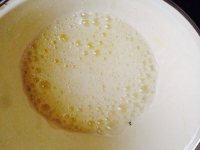 牛奶大棗電飯煲蛋糕的做法步驟8