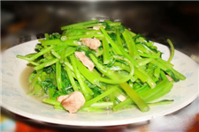 茼蒿炒肉怎么做好吃又簡單