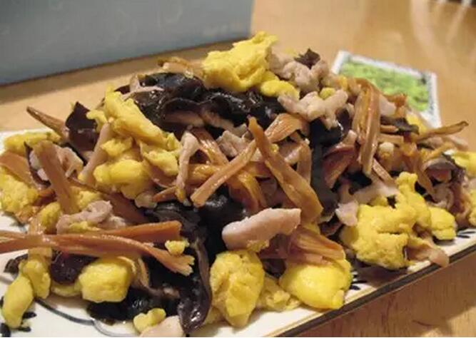 黃花菜炒豬腰怎么做？