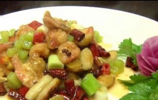 皮酥肉嫩的年糕蝦球怎么做？