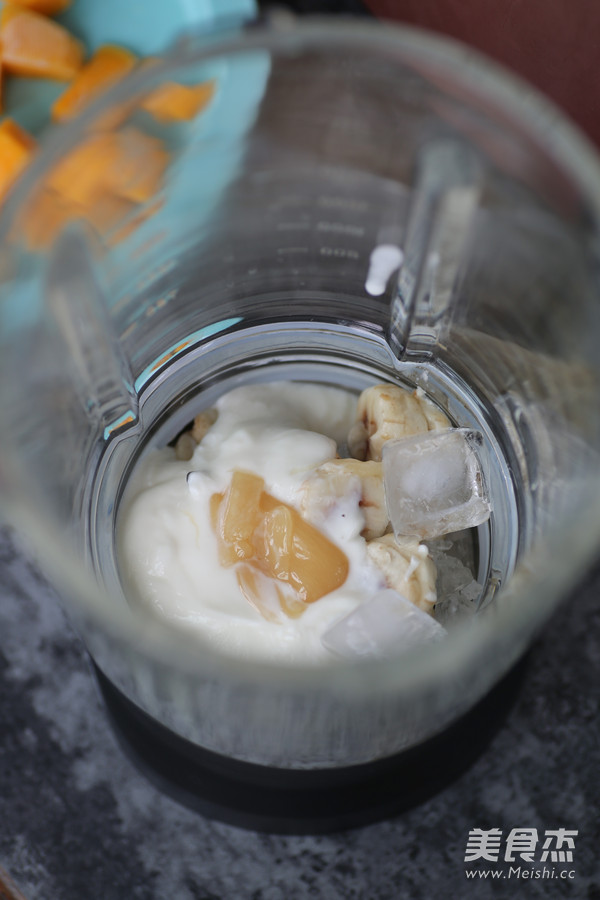 夏日冰品 香蕉芒果思慕雪的做法