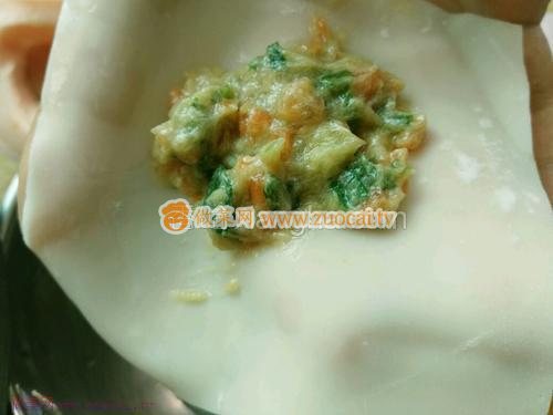 胡蘿卜肉餡餛燉的做法