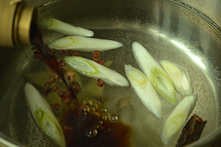 特色鹵雞腿的做法步驟：5