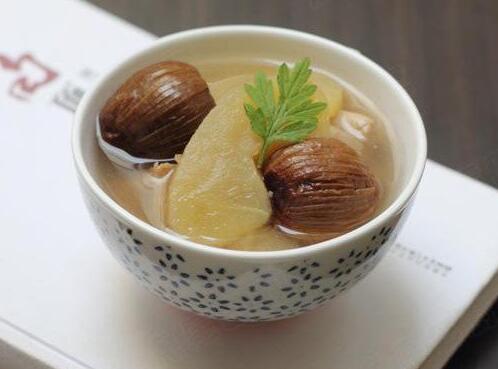 生津除煩的蘋(píng)果瘦肉湯怎么做？