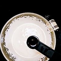 【福利】黃梅天，與雙莓冰激凌最配了（無(wú)需攪拌，純自然手工版）的做法圖解11