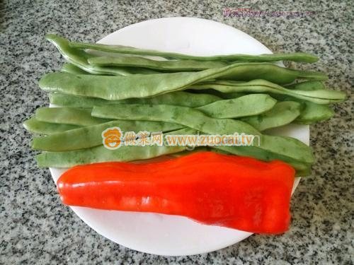 蕓豆炒木耳的做法