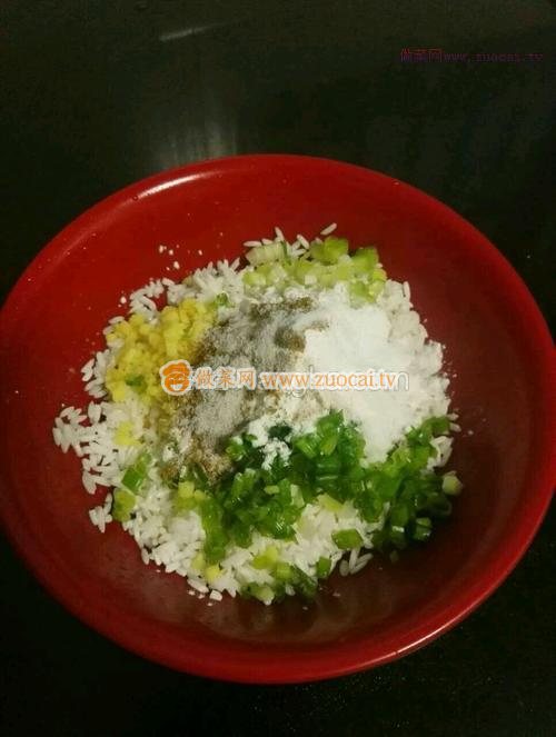 元?dú)忮伆偷淖龇?/ data-h7kF=