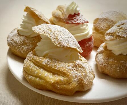 小甜點酥皮奶油泡芙怎么做？