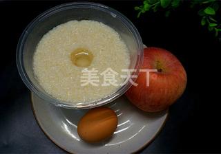 蘋(píng)果酒釀雞蛋羹養(yǎng)顏豐胸必備哦的做法步驟：1