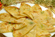 蔥油餅的做法和小竅門(mén)介紹