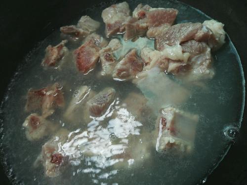 糖醋小排骨的做法