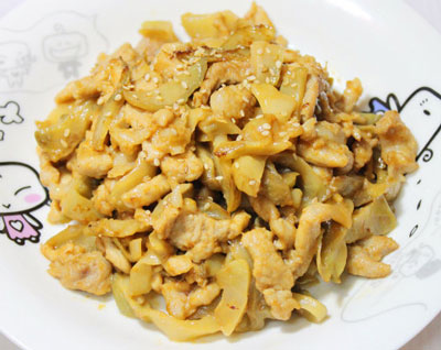 榨菜炒肉絲用球形榨菜更好吃，零失敗的快手下飯菜