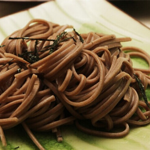 蕎麥面條的熱量 蕎麥面條的做法 蕎麥面條的營(yíng)養(yǎng)價(jià)值