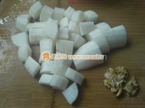 白蘿卜蟶干燉排骨的做法