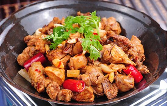 麻辣鮮香的四川干鍋雞怎么做？