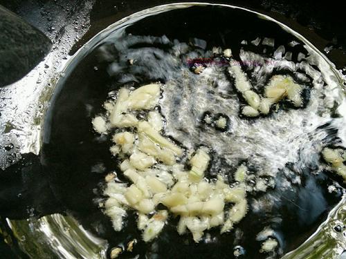 豆豉醬燒鰱魚塊的做法