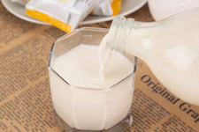 酸奶機(jī)自制酸奶