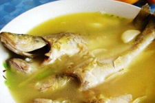 燉鱸魚(yú)的家常做法,燉鱸魚(yú)的做法
