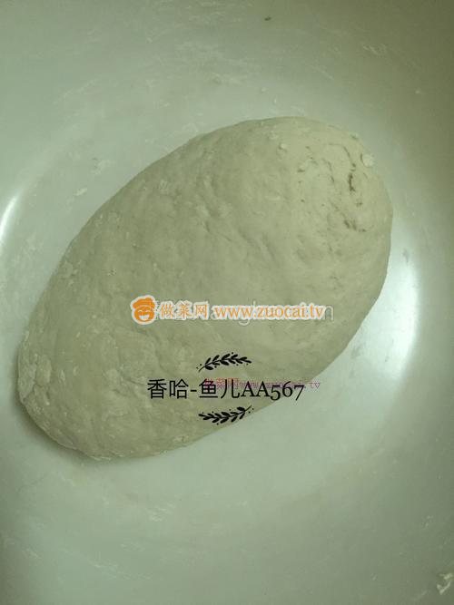 牛肉胡蘿卜木耳包子的做法