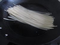 醬油炒面的做法步驟3