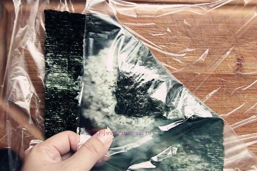 海苔飯團便當(dāng)?shù)淖龇?/ data-seU4=