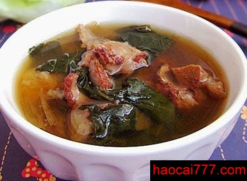 白菜干煲豬骨的做法,潤(rùn)肺的廣東老火湯