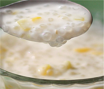 椰漿西米露的做法 椰漿西米露的營(yíng)養(yǎng) 椰漿西米露的熱量