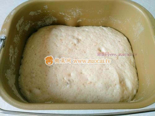 紅豆無(wú)油無(wú)糖全麥土司的做法