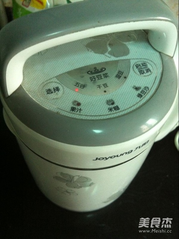 核桃紅豆豆?jié){的做法