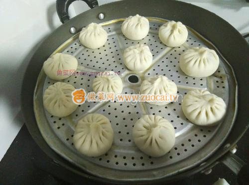 蘿卜肉餡包的做法