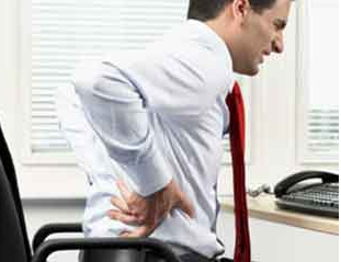 冬季如何預(yù)防腰椎間盤突出 導(dǎo)致的原因?