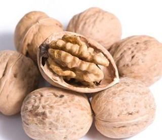 睡前最不該吃的食物 睡前避免吃些食物有助于防反酸