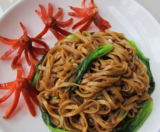 醬油炒面的家常做法