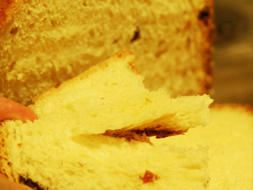 面包機(jī)做面包的方法圖解 手把手教你用面包機(jī)做面包