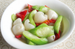 百合絲瓜炒雞片