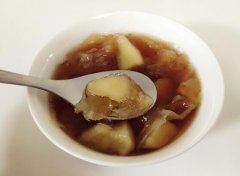 紅糖蘋果銀耳湯的做法視頻