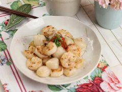 荔枝炒蝦球的做法視頻