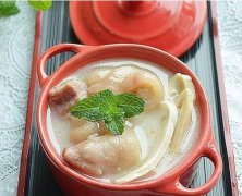 干筍豬蹄湯的做法視頻