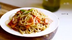 培根炒面的做法視頻