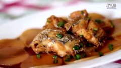 蘿卜燜帶魚的做法視頻