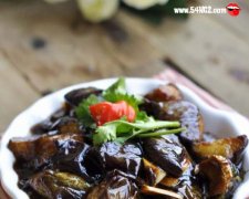 紅燒茄子的家常做法視頻_紅燒茄子怎么做好吃又簡單?