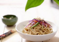 涼面的做法大全