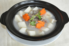 蘿卜排骨湯的做法