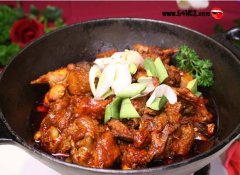 干鍋雞的做法視頻_干鍋雞最正宗的做法大全