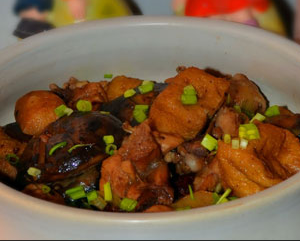 香菇豆泡燉雞腿的做法 香菇豆泡燉雞腿怎么做好吃